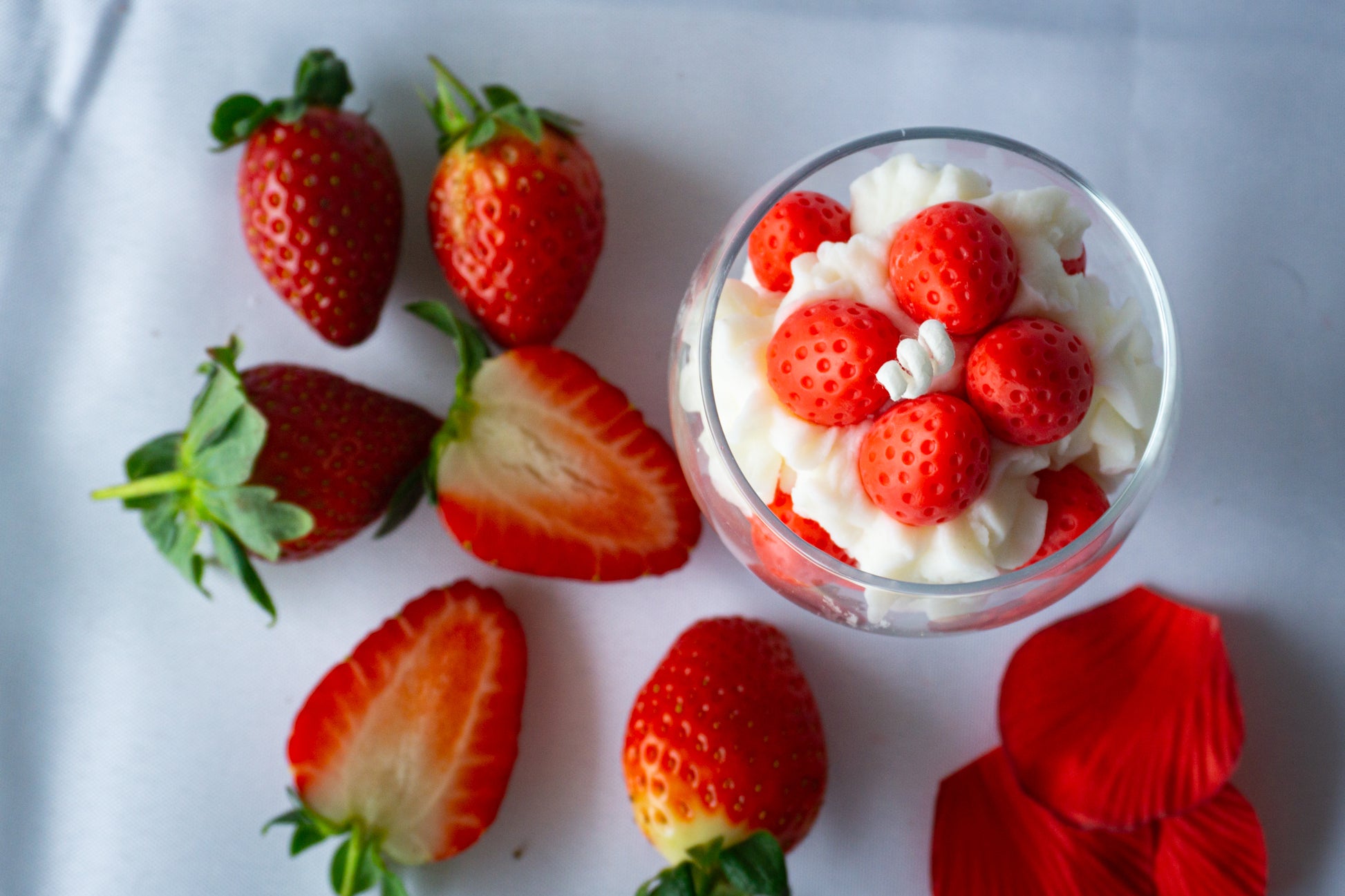Photo 9 de la bougie artisanale parfumée smoothie de fraise 